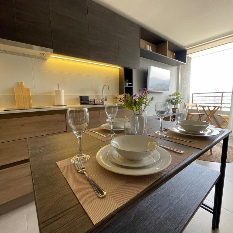 Aire Acondicionado, Ropa de cama y toallas, Piscina, Gym, Cerca de Metro,Barrio Italia Piso17 - One-Bedroom Apartment - 39