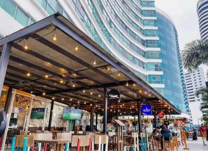 Departamento premium en Puerto santana - Apartamento de 1 dormitorio - 72