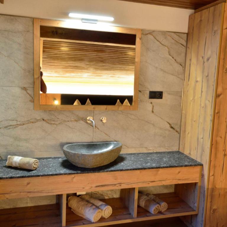 Haus Cosso - Three-Bedroom Apartment - 10