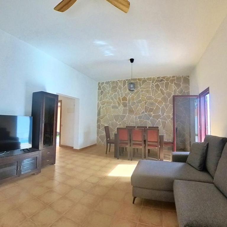 La Maison de Montse - Piscine Privée - Three-Bedroom Villa - 14
