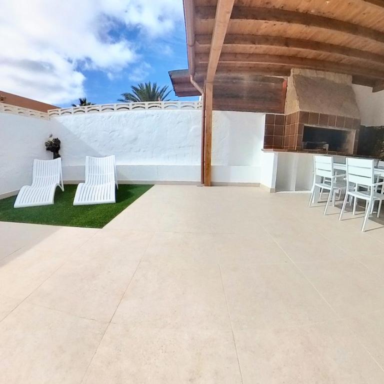 La Maison de Montse - Piscine Privée - Three-Bedroom Villa - 8