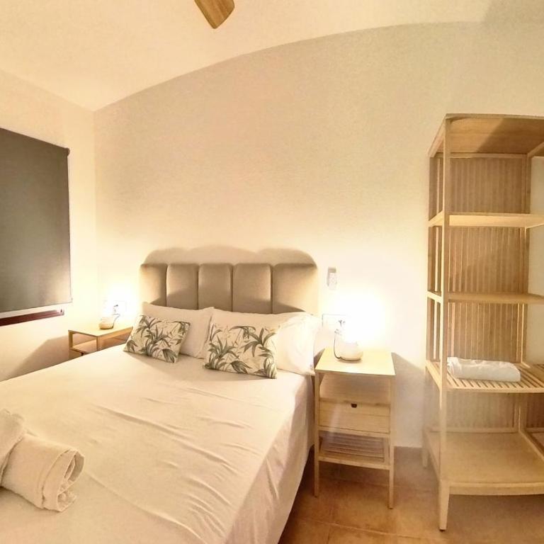 La Maison de Montse - Piscine Privée - Three-Bedroom Villa - 16