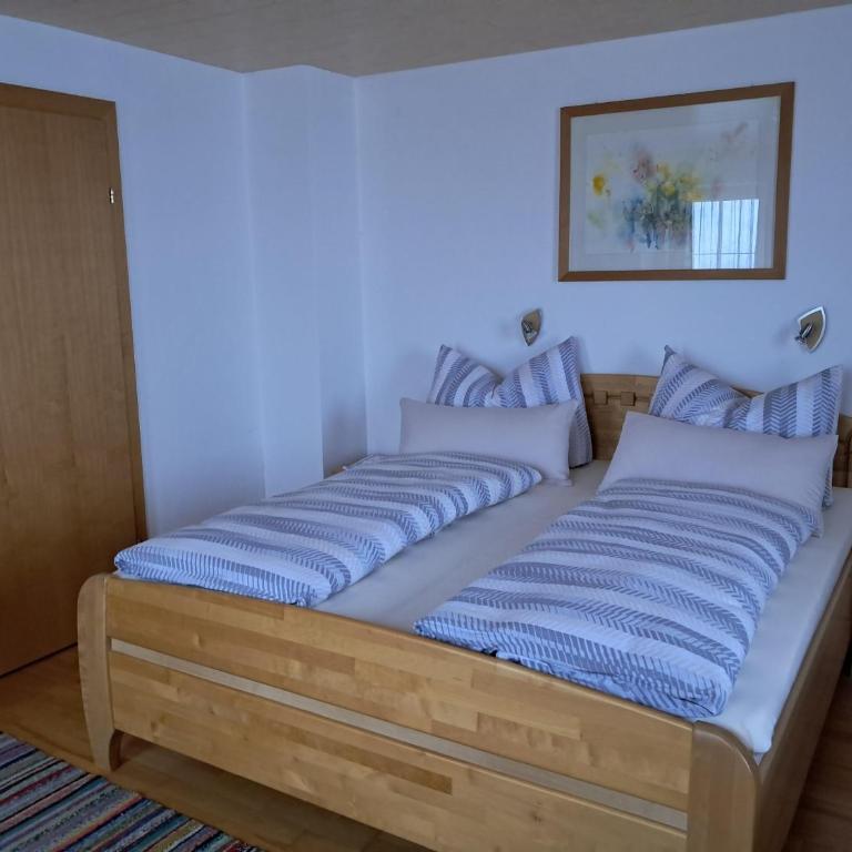 Haus Martin - Apartment mit 1 Schlafzimmer und Dusche - 8