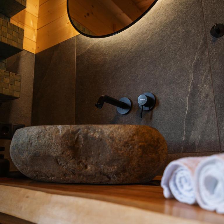 Mountain Lodge Stummerberg - Apartment mit 3 Schlafzimmern und Bergblick - 11