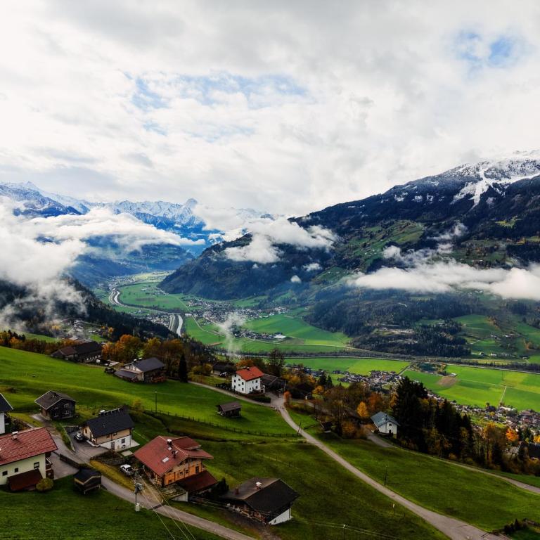 Mountain Lodge Stummerberg - Apartment mit 3 Schlafzimmern und Bergblick - 66