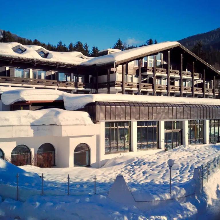 Apartment im Wellnesshotel an der Piste, Sauna, Pool, Frühstück All-Inclusive möglich - Familienzimmer mit Bad - 3