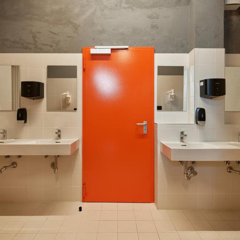 Hotello Padova - Dormitorio Femminile con 6 Letti - 13