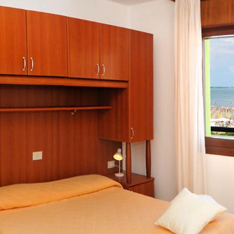 Hotel Giacomazzo - Camera Matrimoniale/Doppia con Letti Singoli con Vista Mare - 2