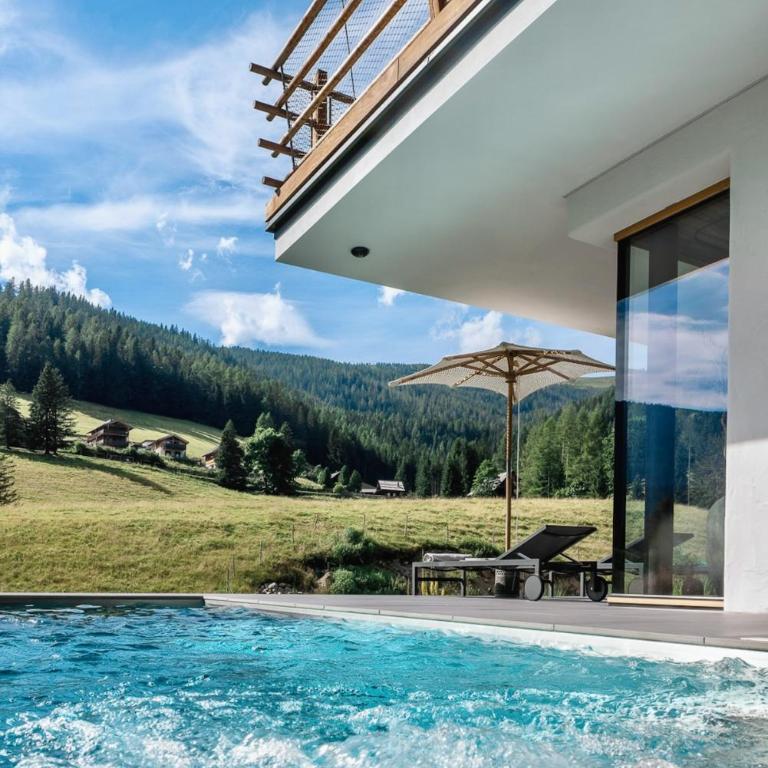 CHALET FALK - Privates Luxus-Chalet mit Sauna & Pool - Villa mit privatem Pool - 2