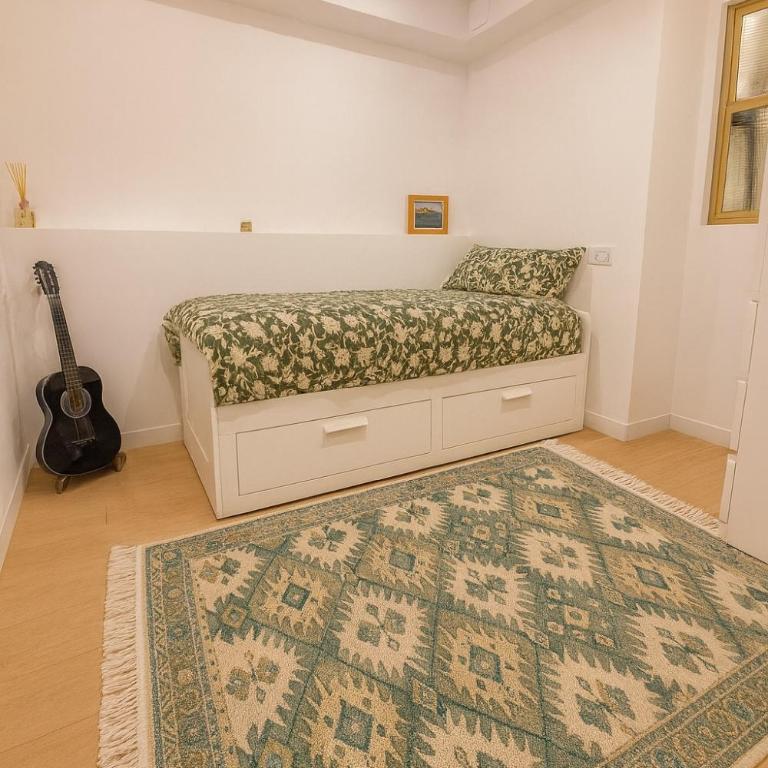 Quiet Private Apartment - 2min Train Station - 5min Palais Croisette - Private entrance - Appartement 2 Chambres avec Terrasse - 9