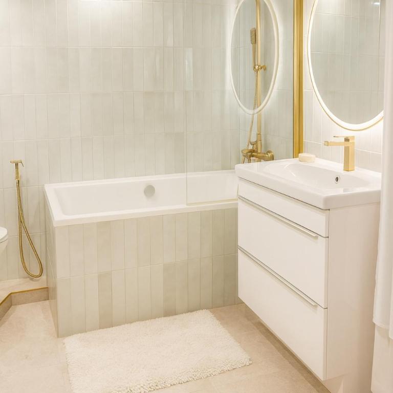 Quiet Private Apartment - 2min Train Station - 5min Palais Croisette - Private entrance - Appartement 2 Chambres avec Terrasse - 20