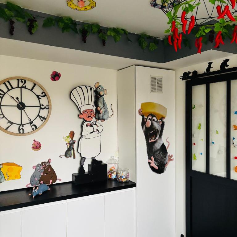 THE ENCHANTED HOUSE ( 15 min walk to Disney) - Apartment mit 2 Schlafzimmern - 51
