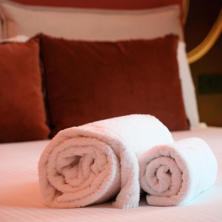 Ami Rooms - Camera Matrimoniale con Balcone - 10
