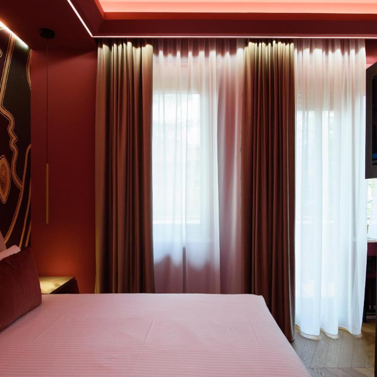 Ami Rooms - Camera Matrimoniale con Balcone - 4