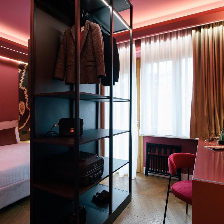 Ami Rooms - Camera Matrimoniale con Balcone - 1
