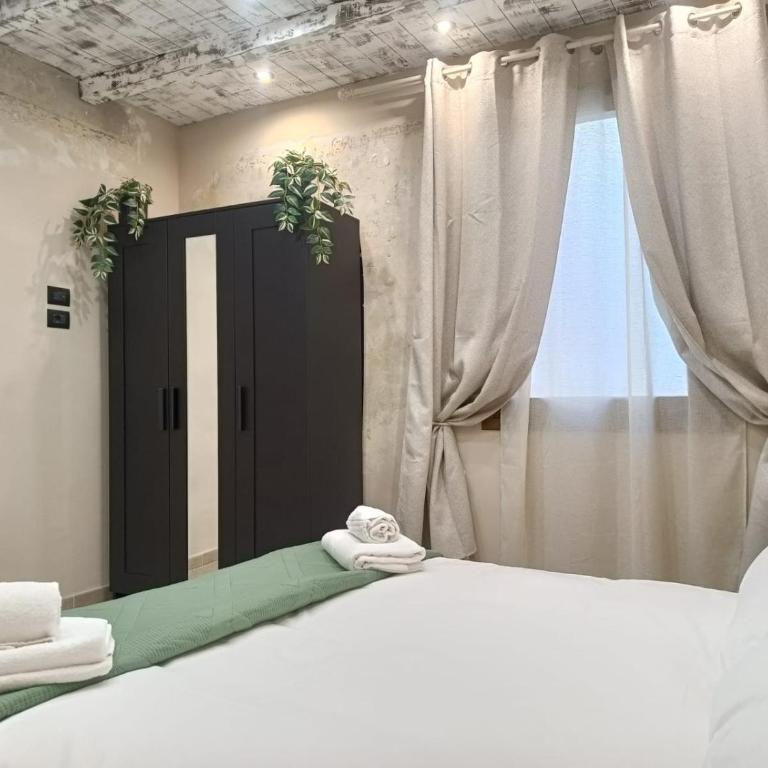 BNB Frescoes Rooms San Frediano - Ampia Camera Matrimoniale - 9