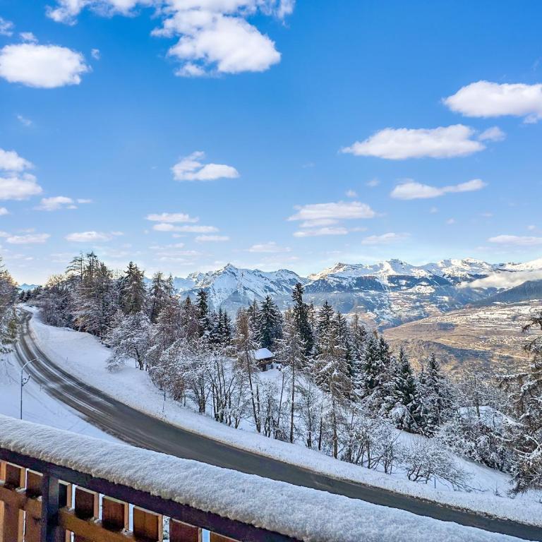 Lift Bear Lodge - 4Valleys - Swiss Alps - Apartment mit Blick auf die Berge - 11