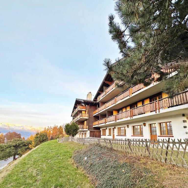 Lift Bear Lodge - 4Valleys - Swiss Alps - Apartment mit Blick auf die Berge - 13