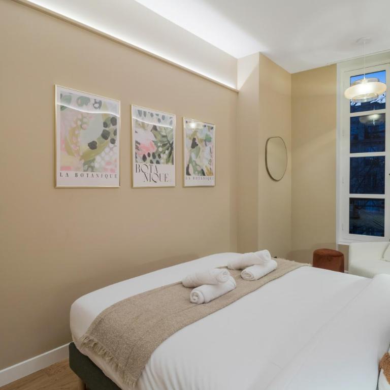 Elegant 3-room air-conditioned apartment in the heart of Le Marais - Two-Bedroom Apartment - 12