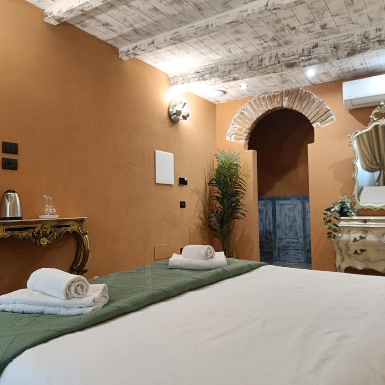 BNB Frescoes Rooms San Frediano - Camera King Deluxe - 23