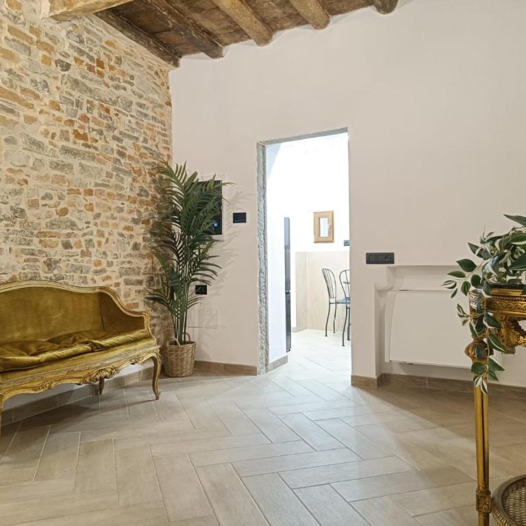 BNB Frescoes Rooms San Frediano - Camera King Deluxe - 5