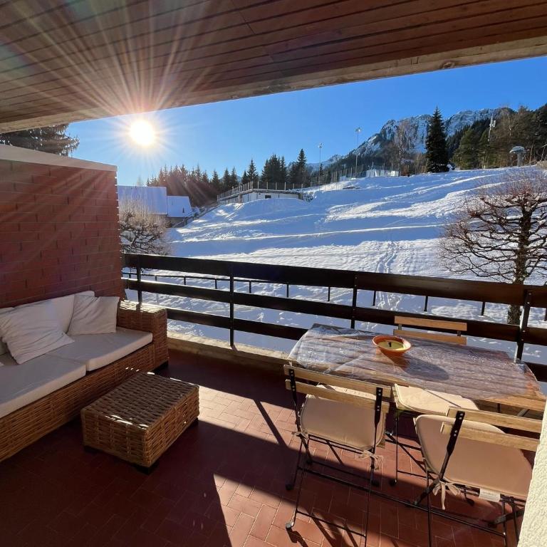 Cosy studio dans le domaine skiable des Portes du Soleil à Torgon - Studio-Apartment mit Balkon - 2