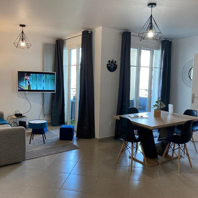 Douillet By Dream Apartments - Apartment mit 2 Schlafzimmern und Gartenblick - 7