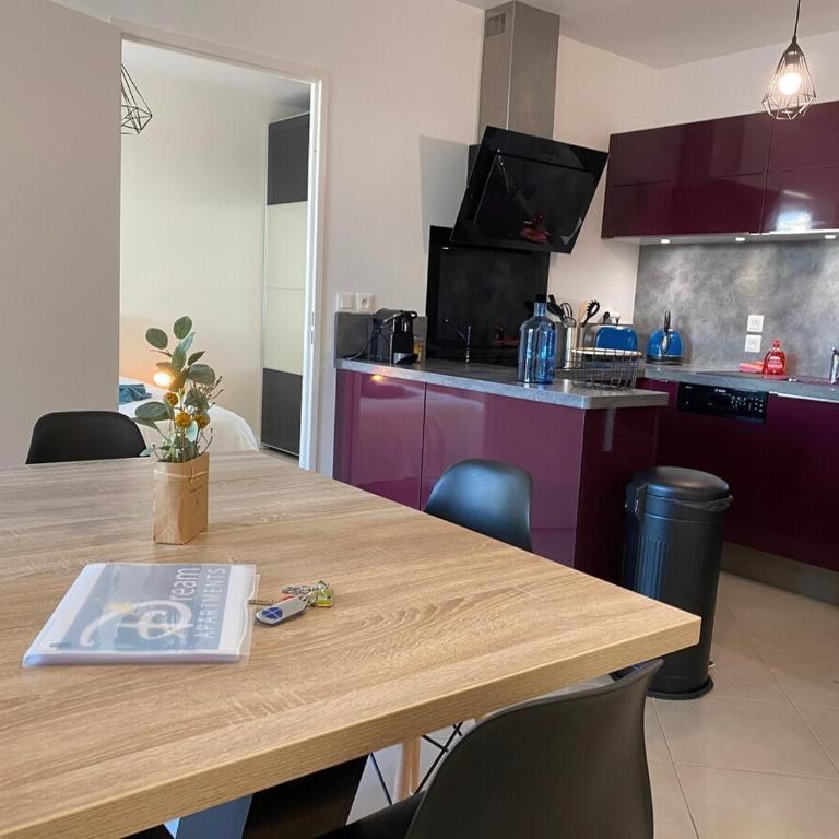 Douillet By Dream Apartments - Apartment mit 2 Schlafzimmern und Gartenblick - 8