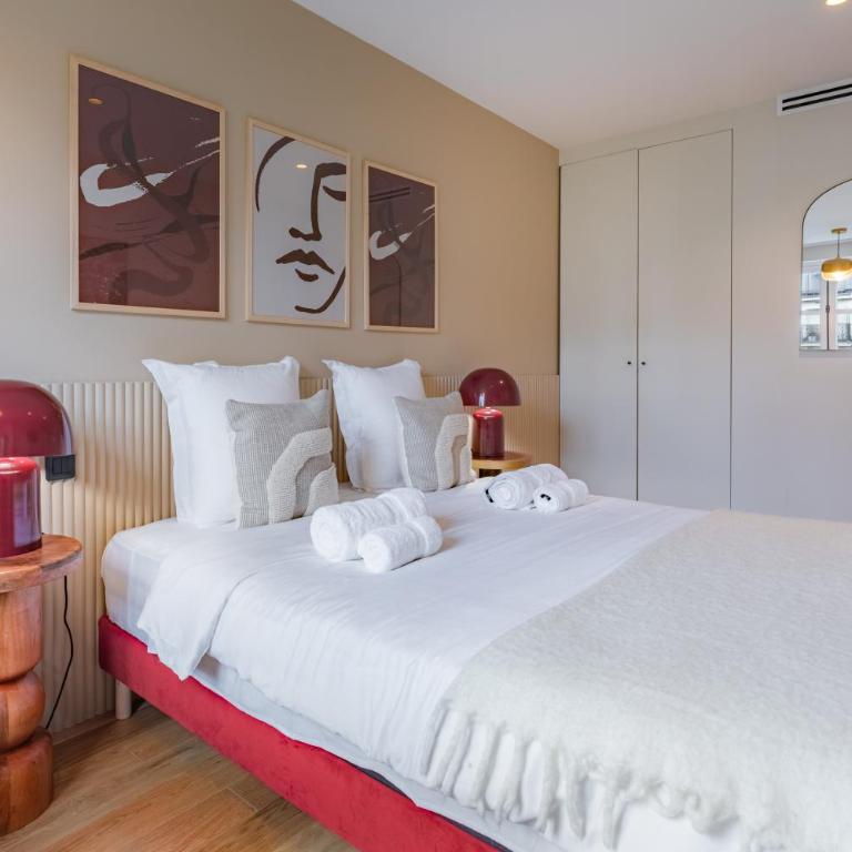 Elegant bright and air-conditioned 2 Bedroom apartment in Bastille - Two-Bedroom Apartment - 17