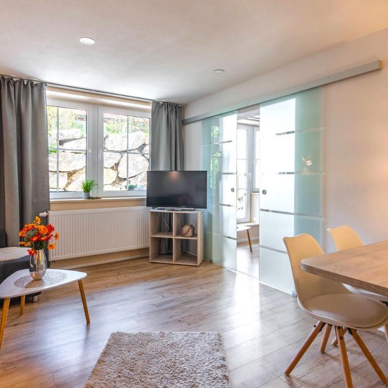 Ferienwohnung "Hirschbergsuite" - Mit Hotelfrühstück, Sauna, fast direkt am See - Deluxe Apartment - 12