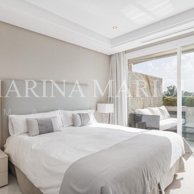 Marina Mariola Marbella - Apartamento de 3 dormitorios con vistas al mar - 24