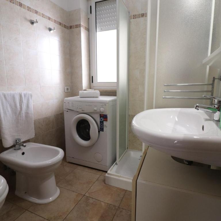 Charming 2 Bedroom Holiday Home in Otranto, Italy - Casa Vacanze - 10
