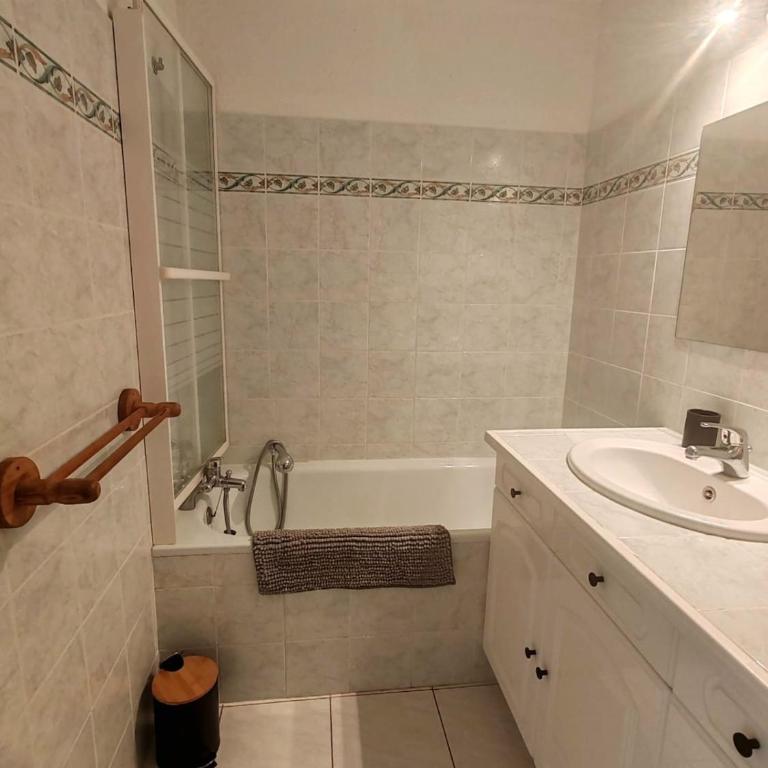 Appartement cozy - 4 à 6 personnes - Appartement 2 Chambres - 18