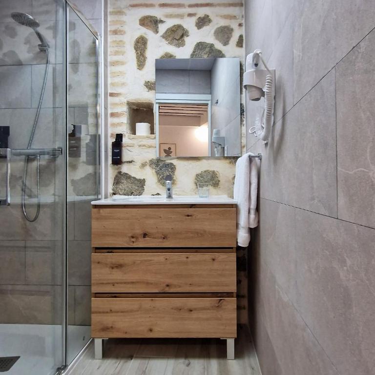 Casa siglo XV 4Toledo habitacion privada con baño - Casa - 6