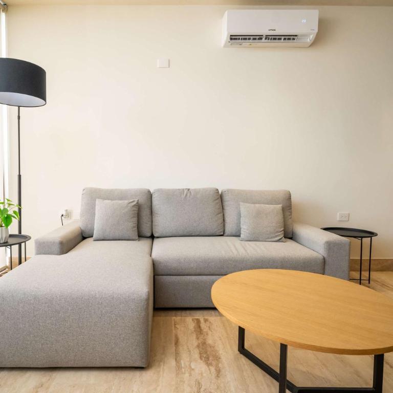 Villa con diseño moderno y alberca privada - Villa - 32