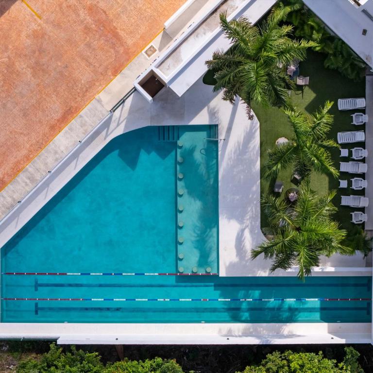 Villa con diseño moderno y alberca privada - Villa - 36