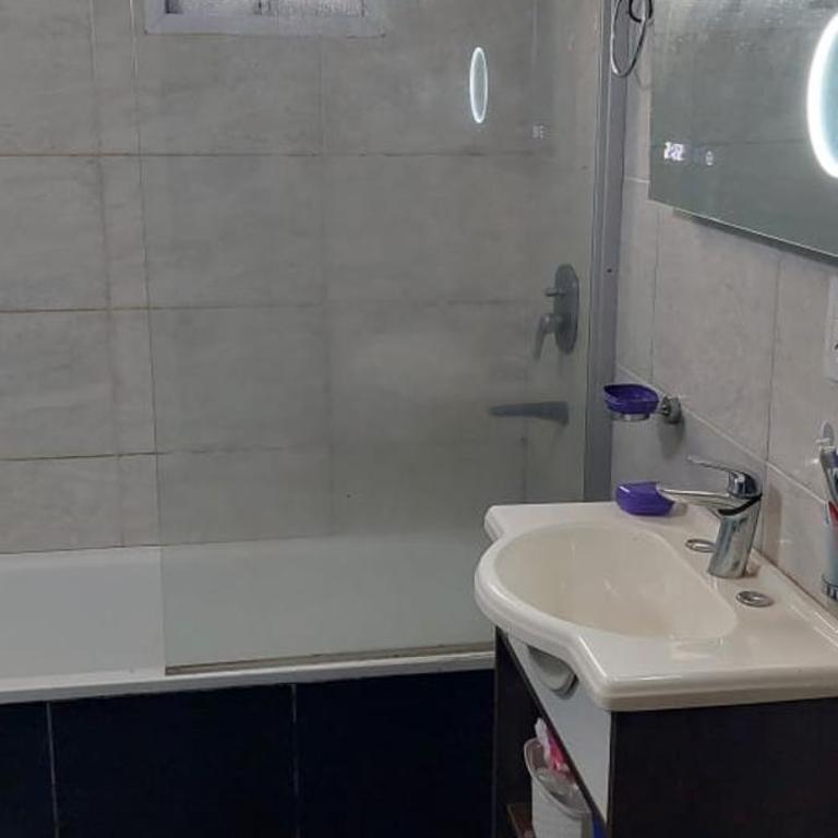 La Iluminada - One-Bedroom House - 4