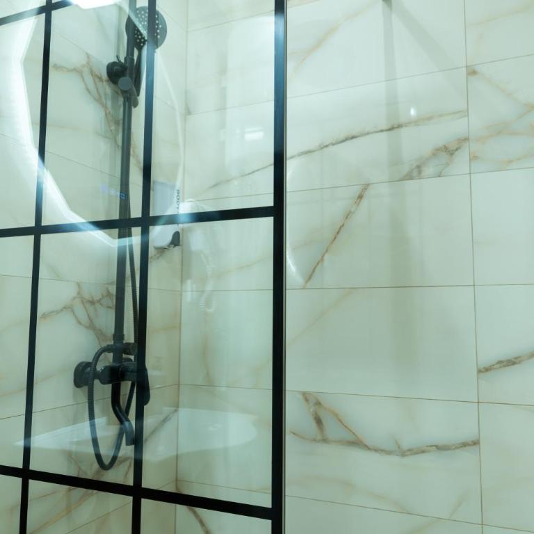 Apartmani Central & Free parking - Apartman - 12