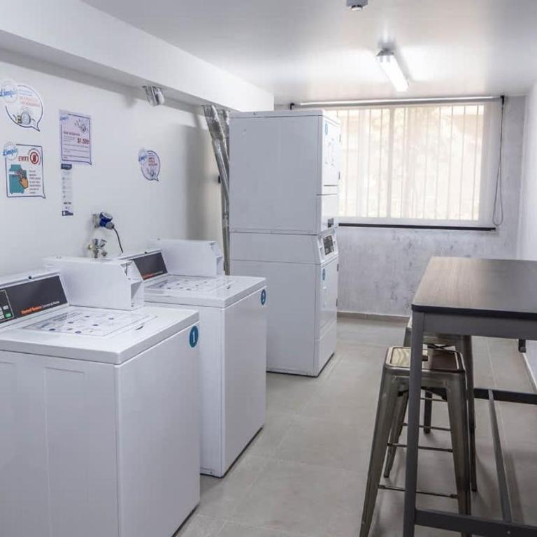 HOM I WiFi, Parking, AA , A pasos Metro y Mall - Apartamento - 6