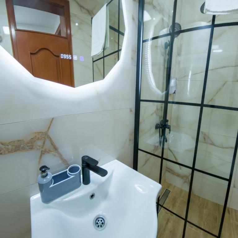 Apartmani Central & Free parking - Apartman - 8