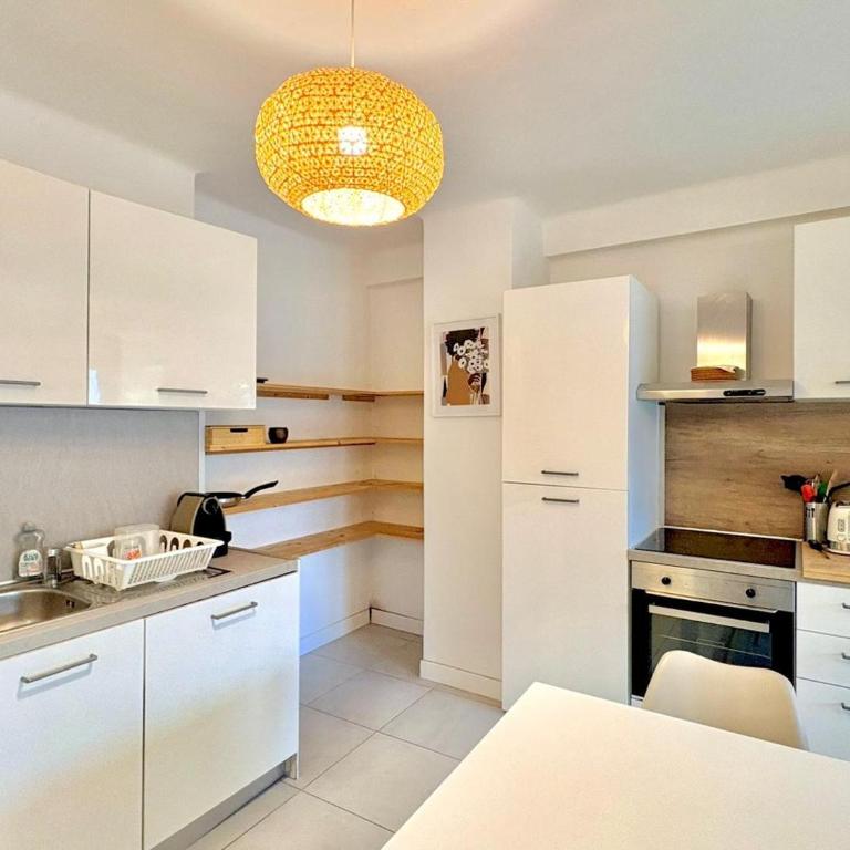 Le Colbert, spacieux, 4 chambres, 4 salles de bain - Apartment - 7