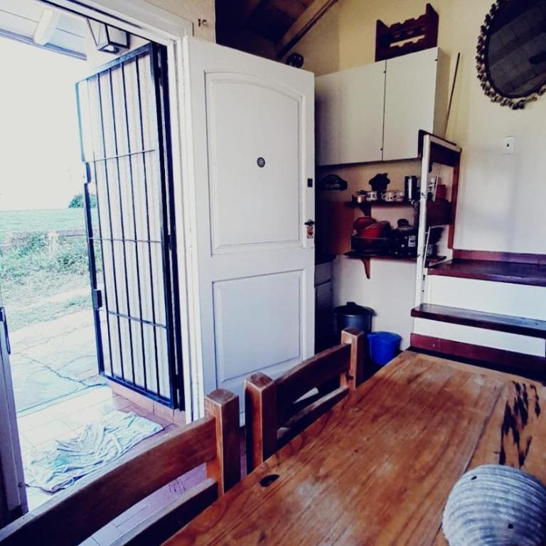 Casa Gesell Sur y Mar - Two-Bedroom House - 16