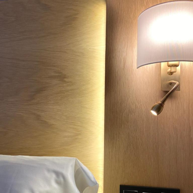 Hotel Zentral Gijón Rey Pelayo - Habitación Doble Estándar - 1 o 2 camas - 1