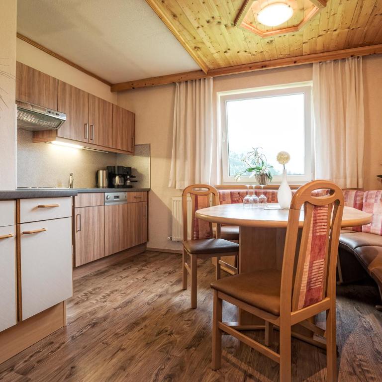 Apart Stockach - Apartment mit 4 Schlafzimmern und einem Balkon - 12