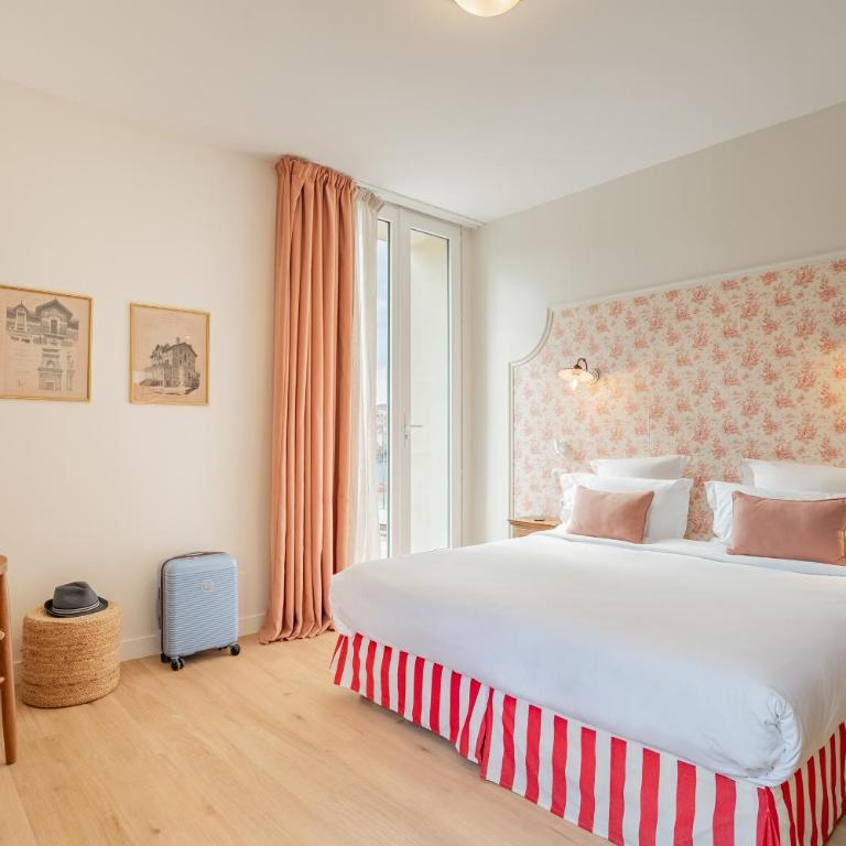 Villa Camille Hotel & Spa - Superior Room with Terrace and Sea View - 5