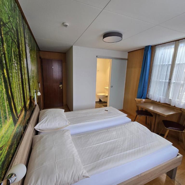 Gasthof Hirschen in Wilderswil - Zweibettzimmer mit eigenem Bad - 5