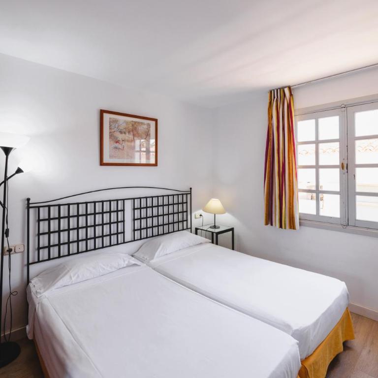 Fuentepark Apartments - One-Bedroom Apartment Double Or Twin - 6