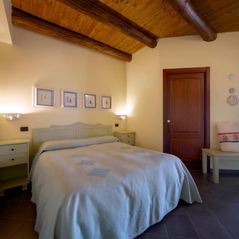 Agriturismo Sa Mandra - Camera Matrimoniale con Bagno Privato - 8