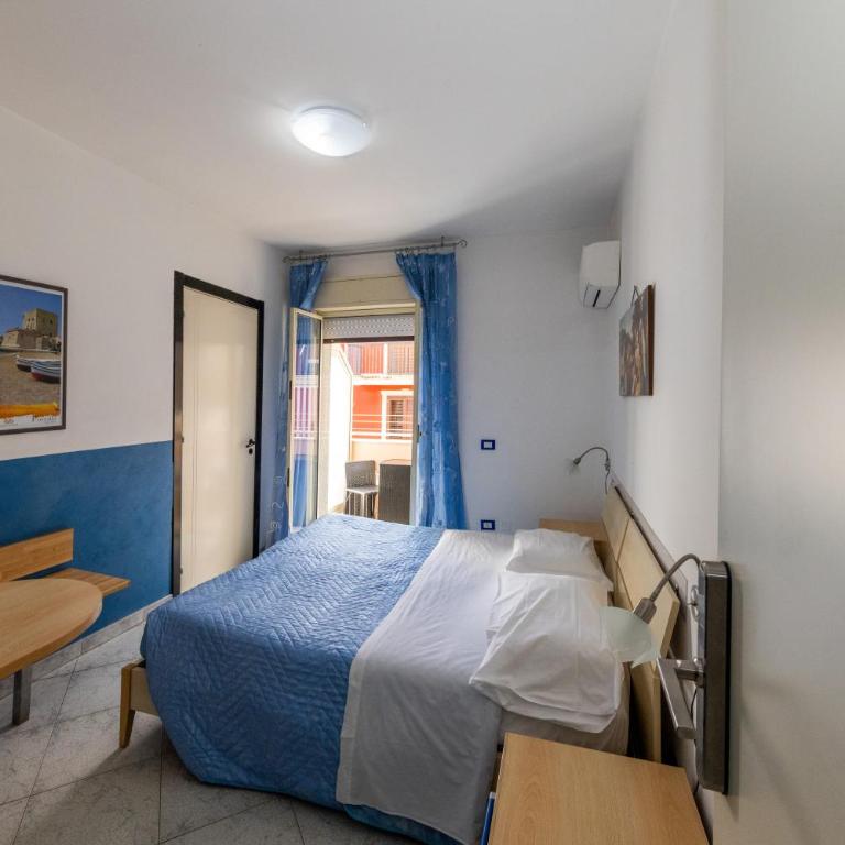 B&B Brezza Marina & Ristorante Shoreline - Chambre Double avec Balcon - 10