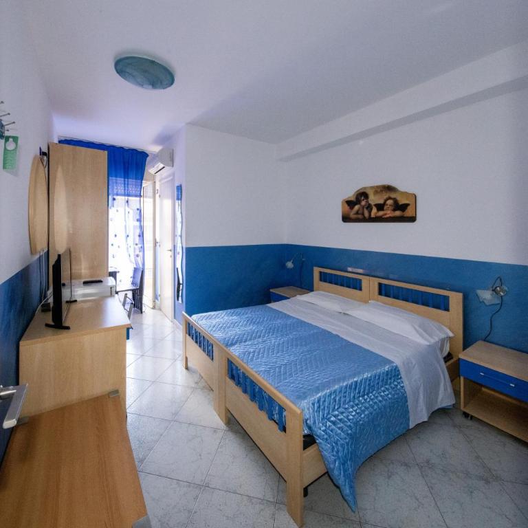 B&B Brezza Marina & Ristorante Shoreline - Chambre Double avec Balcon - 1